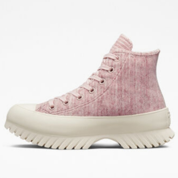 Converse Chuck Taylor All Star Lugged 2.0 Velour Sneakers 8, 8.5, 9.5 NWT - Picture 2 of 8